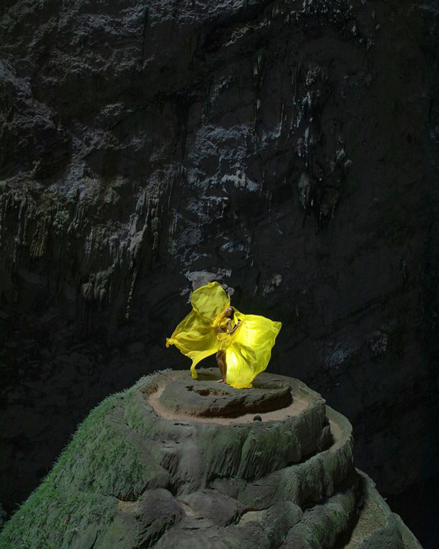 Bị nghi chụp ảnh trong hang Sơn Đoòng khi đang có rác thải bừa bãi xung quanh, H’Hen Niê chính thức lên tiếng - Ảnh 2.
