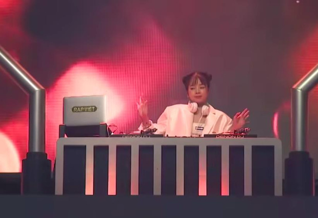 Tổng hợp các khoảnh khắc của DJ Mie: Quẩy nhạc cực cháy cùng thí sinh nhưng vẫn rất đáng yêu! - Ảnh 5.