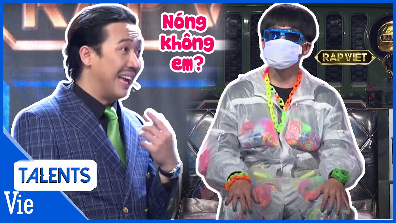 Wowy tấu hài ngay tập đầu Rap Việt, đeo "lồng đèn" trùm đồ bảo hộ, Trấn Thành gọi LK là "lão khủng"