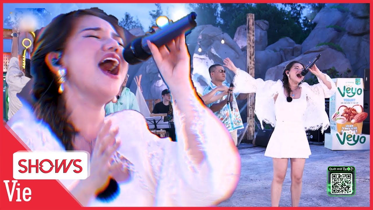 Myra Trần, Trung Quân Idol trở thành "ca kịch sĩ" phiêu du giộng hát khắp nơi tại show La Cà Hát Ca